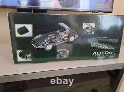 Autoart 1/18 Scale Model Car 73561 Jaguar D Type Short Nose