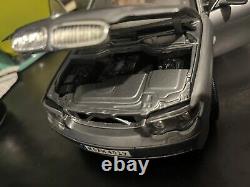 BMW 745i Model 118 scale