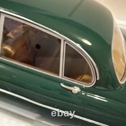 BOS 1/18 Jaguar 420G MK10 X Dark Green RHD MIRRORS Resin Scale Model Car