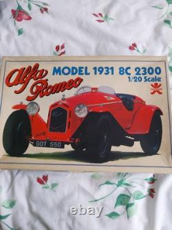 Burago Alfa Romeo 8C 2300 Monza 1931 Model 1/20 Scale