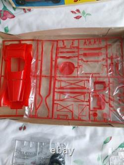 Burago Alfa Romeo 8C 2300 Monza 1931 Model 1/20 Scale