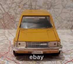 Burago mini 120 Diecast Model Car Scale 124