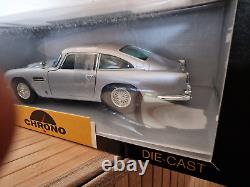 CHRONO H1005 ASTON MARTIN DB5 1963 BOND SILVER 007 1/18 Scale Die-Cast Model Car