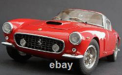 CMC 1/18 Scale Diecast M-046 Ferrari 250 Gt Berlinetta Passo Corto Swb 1961 Nib