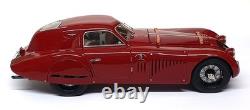 CMC 1/18 Scale M-107 1938 Alfa Romeo 8C 2900B Special Touring Coupe Burgundy