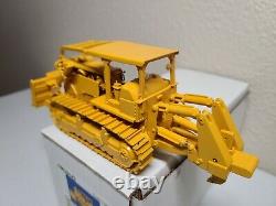 Caterpillar Cat D9G with Push Blade & Rounded ROPS EMD 150 Scale #N142 New