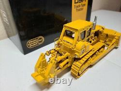 Caterpillar Cat D9H Dozer with Metal Tracks CCM 148 Scale Diecast Model