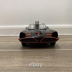 Classic 1966 TV Series Batmobile Collectible Mattel 1/18 Scale BCG11 Model