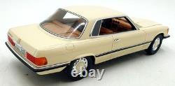 Cult 1/18 Scale Resin DC211124C Mercedes-Benz 350 SLC Cream