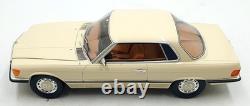 Cult 1/18 Scale Resin DC211124C Mercedes-Benz 350 SLC Cream