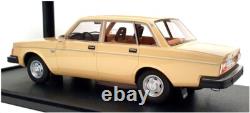 Cult Models 1/18 Scale CML130-1 1975 Volvo 244DL Beige