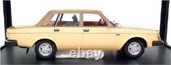 Cult Models 1/18 Scale CML130-1 1975 Volvo 244DL Beige
