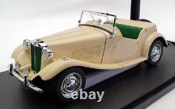 Cult Models 1/18 Scale Model Car CML094-2 1953 MG TD White