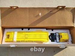 Danbury Mint 1/24 Scale 1952 Four Car Carrier Semi Truck with Box EXCELLENT COND