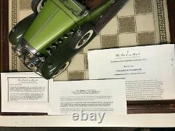 Danbury Mint 112 Scale 1930 Cadillac V-16 Roadster 18 Inch Needs Restor