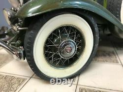 Danbury Mint 112 Scale 1930 Cadillac V-16 Roadster 18 Inch Needs Restor