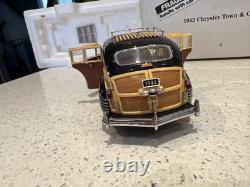 Danbury Mint 124th Scale Diecast Model 1942 Chrysler Town Country Car