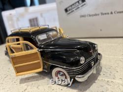 Danbury Mint 124th Scale Diecast Model 1942 Chrysler Town Country Car