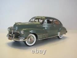 Danbury Mint 1948 Chevrolet Fleetline Aerosedan 124 Scale