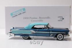 Danbury Mint 1958 Pontiac Bonneville Convertible Turquoise In Scale 124 With Co
