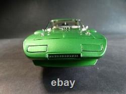 Danbury Mint 1969 Dodge Charger Daytona 440 124 Scale Diecast Model Car Green