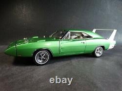 Danbury Mint 1969 Dodge Charger Daytona 440 124 Scale Diecast Model Car Green