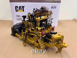 Diecast Masters 1/50 Scale CAT D10 Dozer Diecast Model Toy Gift #85711