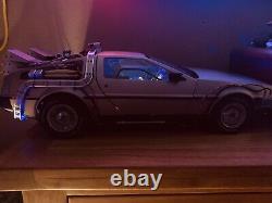 Eaglemoss DeLorean 1/8 Scale Complete