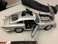 Eaglemoss James Bond Aston Martin DB5 1/8 Scale with magazine 1-86 Very Rare
