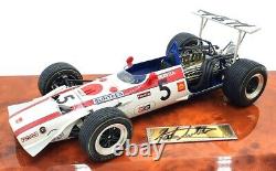 Ebbro 1/20 Scale Diecast DC01ASIGN Honda F1 RA301 1968 GP Signed With Case