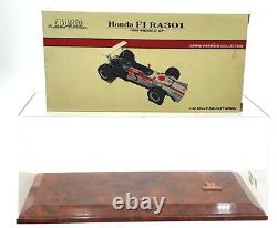 Ebbro 1/20 Scale Diecast DC01ASIGN Honda F1 RA301 1968 GP Signed With Case