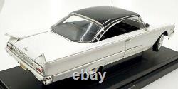 Ertl 1/18 Scale Diecast 36602 Grease 60 Starliner Hot Rod White/Black Roof