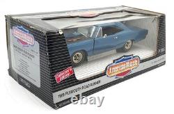 Ertl 1/18 Scale Diecast 7384 1969 Plymouth Road Runner Blue