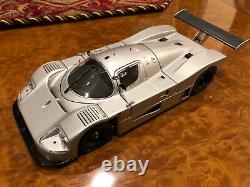 Exoto FIRST SHOT 1989 Sauber-Mercedes C9 Scale 118 RLG18190FS