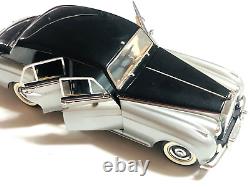 FRANKLIN MINT Boxed 1955 ROLLS ROYCE SILVER CLOUD 1/24 SCALE rare