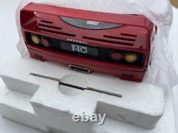 Ferrari F40 diecast model road sports car red 118th scale Kyosho 08411R BOX