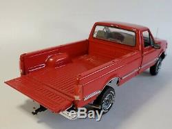 Franklin Mint 1996 Ford F-150 Pickup Truck Red 124 Scale Diecast Model withHitch