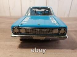 Franklin Mint Richard Petty 1967 Plymouth Belvedere GTX 124 Scale Diecast Car