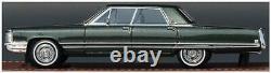 GLM 143 Scale Chrysler Imperial Lebaron Forest Green Metallic 1968