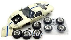 GMP 1/12 Scale Diecast GT40UNB1 Ford GT40 White/Blue Stripe