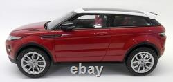 GT Autos / Welly 1/18 Scale Metal Model Range Rover Evoque Red