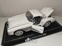 Gearbox Collectible 1958 White Chevrolet Corvette Vehicle 1/12 Scale Rare
