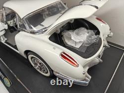 Gearbox Collectible 1958 White Chevrolet Corvette Vehicle 1/12 Scale Rare