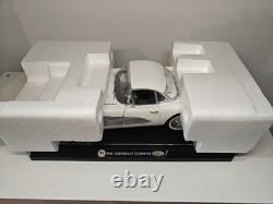 Gearbox Collectible 1958 White Chevrolet Corvette Vehicle 1/12 Scale Rare