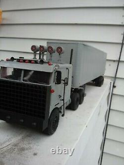 Goliath Semi Truck & Trailer from Knight Rider 125 Scale fully built