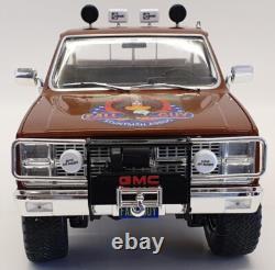 Greenlight 1/18 Scale 13560 1982 GMC K-250 Sierra Grande Lee Majors Fall Guy