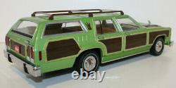 Greenlight 1/18 Scale 19013 National Lampoon's Vacation Griswald Family Wagon