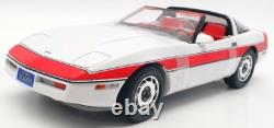 Greenlight 1/18 Scale Model Car 13532 1984 Chevrolet Corvette Face A Team