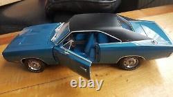 Greenlight Dodge Charger 500se Scale 1.18