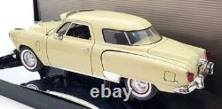 Highway 61 1/18 Scale Diecast 50114 1951 Studebaker Commander Cream